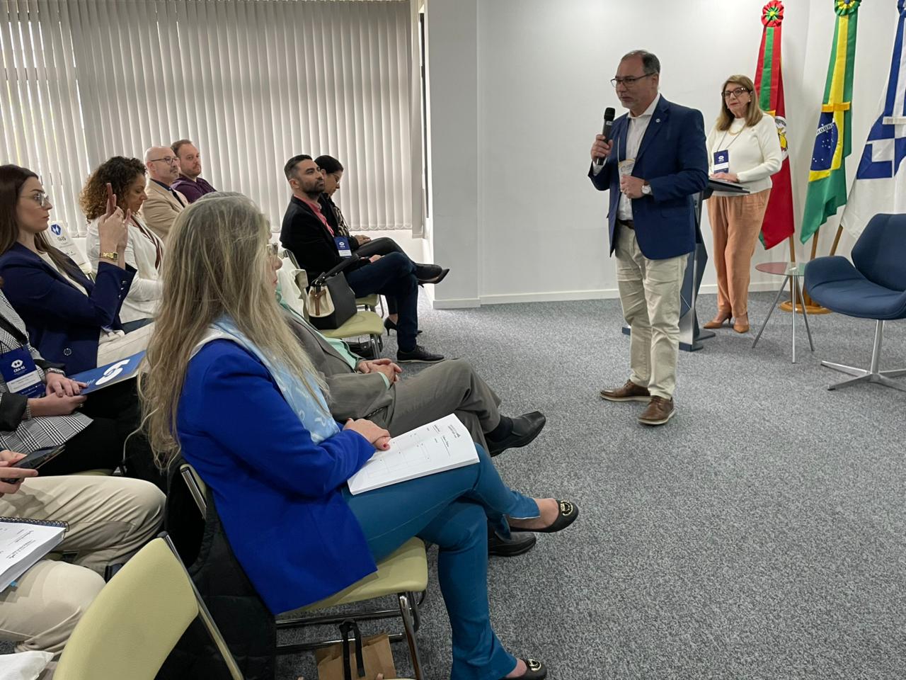 Adm. Lucas Silveira conduz palestra sobre “Inovação e a arte de reinventar o amanhã
